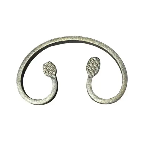 [MT110] Steel C Scrolls 110x 70 x 8 mm with notched Zinc Plated
